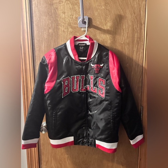 Chicago Bulls Varsity Bomber Jacket - NWT - Picture 1 of 6